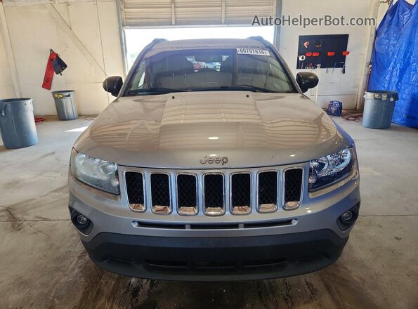 1C4NJDBB4GD551608 2016 JEEP COMPASS Silver Widok z przodu