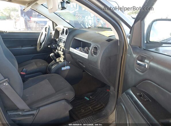 1C4NJDBB7GD510034 2016 JEEP COMPASS Green წინა სალონის ხედი