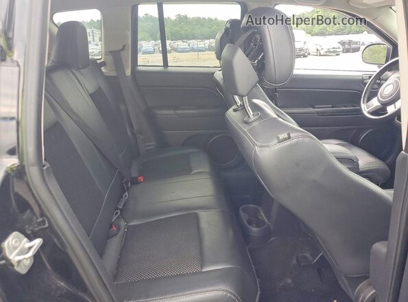 1C4NJDBB9GD598519 2016 JEEP COMPASS Black Vista interior trasera
