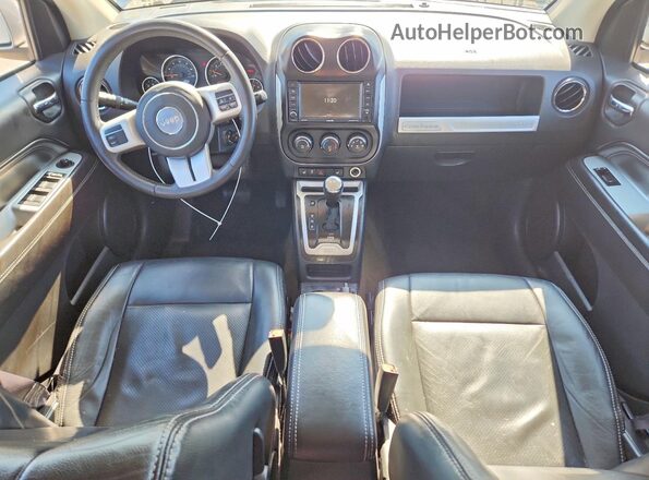 1C4NJDEB0GD709020 2016 JEEP COMPASS Silver Vista del salpicadero