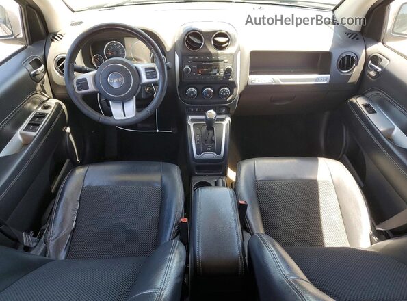 1C4NJDEB1GD631752 2016 JEEP COMPASS Gray Vista del salpicadero