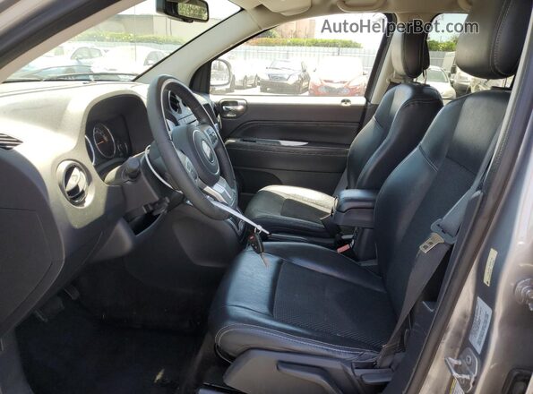 1C4NJDEB1GD631752 2016 JEEP COMPASS Gray Vista interior delantera