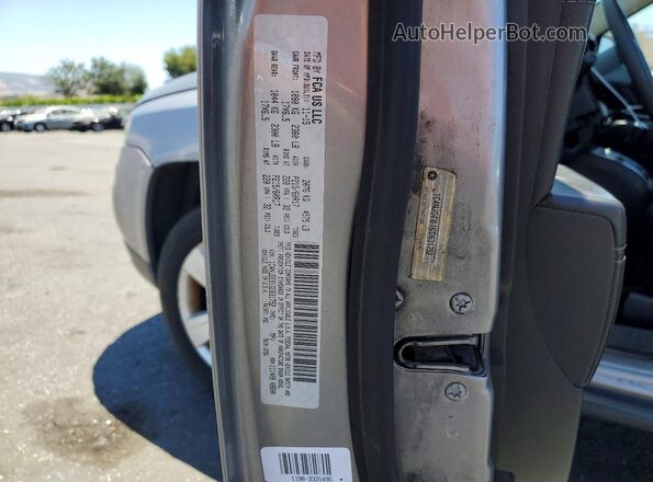 1C4NJDEB1GD631752 2016 JEEP COMPASS Gray Vista de la etiqueta del VIN