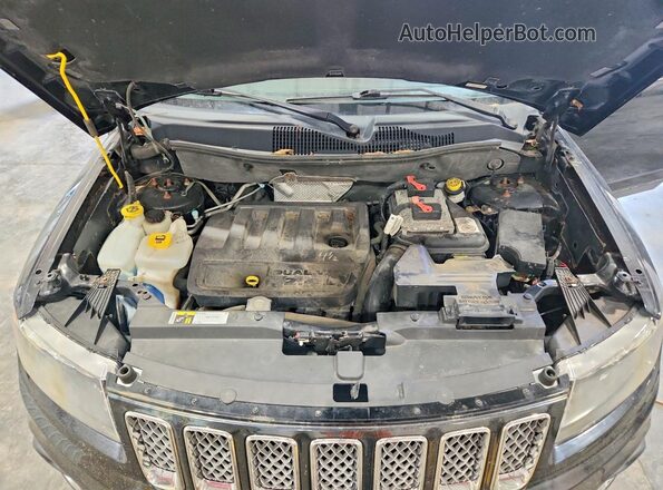 1C4NJDEB2GD696349 2016 JEEP COMPASS Black Vista del compartimento del motor
