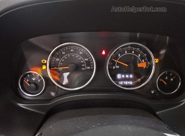 1C4NJDEB2GD753326 2016 JEEP COMPASS Tan Widok zestawu wskaźników