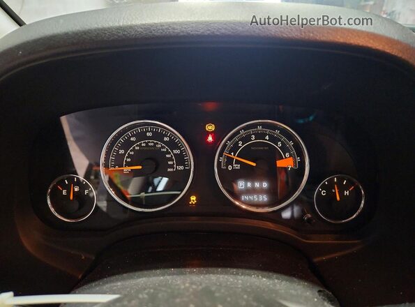 1C4NJDEB4GD672764 2016 JEEP COMPASS Silver Вид щитка приладів