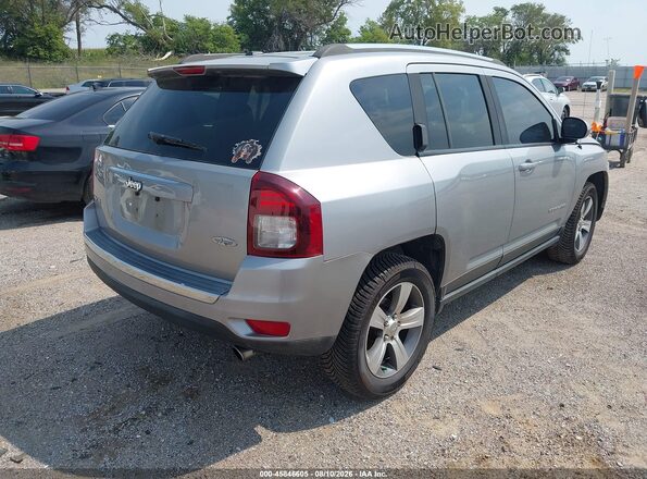 1C4NJDEB4GD674823 2016 JEEP COMPASS Серебряный Задняя правая четверть