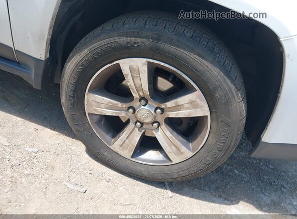 1C4NJDEB4GD773030 2016 JEEP COMPASS White Вид щитка приладів