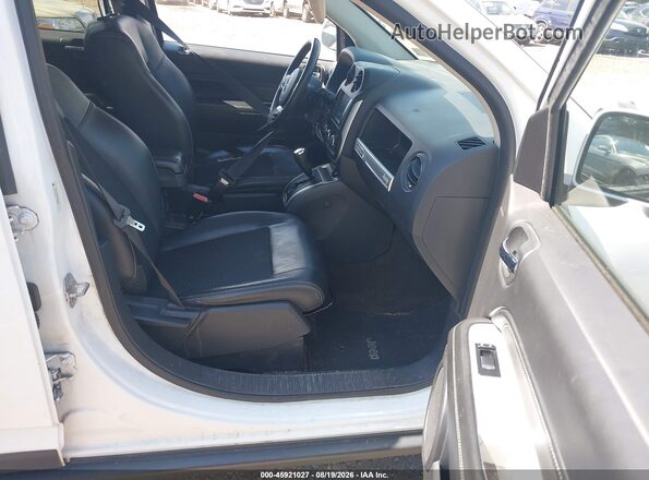 1C4NJDEB5GD541925 2016 JEEP COMPASS White Widok wnętrza z przodu