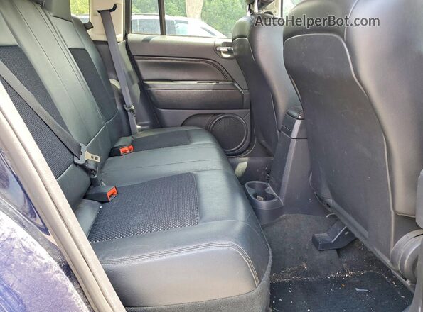 1C4NJDEB5HD106484 2017 JEEP COMPASS Blue Widok wnętrza z tyłu