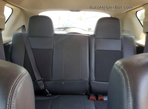 1C4NJDEB5HD139954 2017 JEEP COMPASS Gray Widok tylnych siedzeń