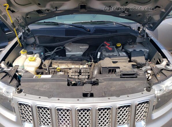 1C4NJDEB7GD784068 2016 JEEP COMPASS Gray Вид задньої частини салону