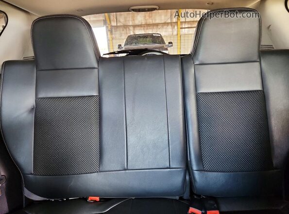 1C4NJDEB8GD685789 2016 JEEP COMPASS Gray Widok tylnych siedzeń