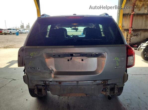 1C4NJDEB8GD685789 2016 JEEP COMPASS Gray Widok z tyłu