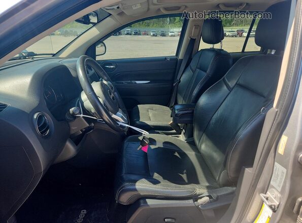 1C4NJDEB8HD111159 2017 JEEP COMPASS Серебряный Вид салона спереди