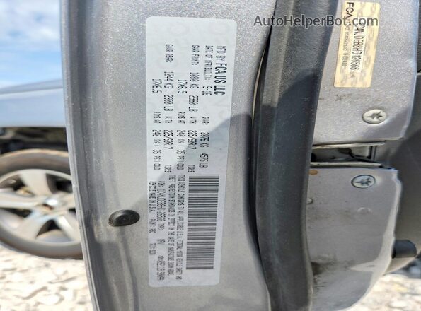 1C4NJDEB8HD126566 2017 JEEP COMPASS Silver Widok wnętrza 360 stopni