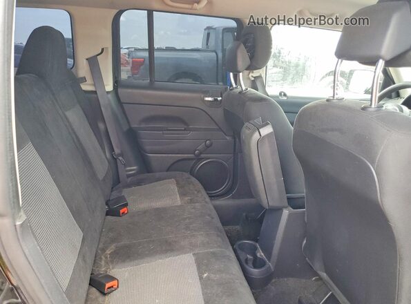 1C4NJPBA0GD677800 2016 JEEP PATRIOT Black უკანა სავარძლების ხედი