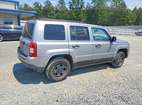 1C4NJPBA1HD118662 2017 JEEP PATRIOT Silver Задня права чверть
