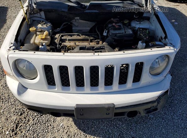 1C4NJPBA2GD528028 2016 JEEP PATRIOT White Вид підкапотного простору