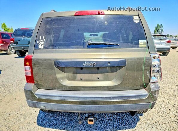 1C4NJPBA2GD561272 2016 JEEP PATRIOT Green Հետևի տեսք