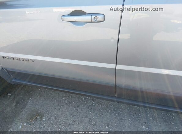 1C4NJPBA2GD604055 2016 JEEP PATRIOT Silver Vista frontal