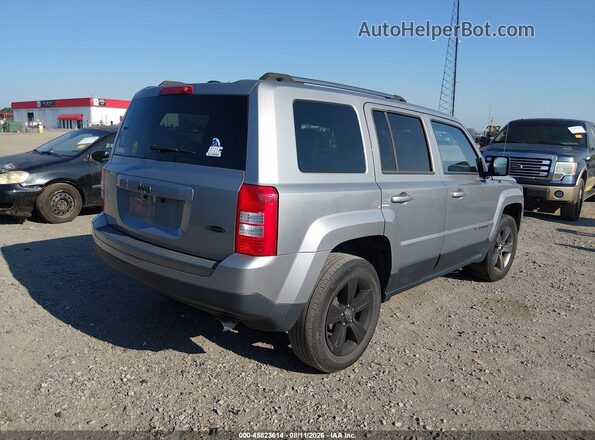 1C4NJPBA2GD604055 2016 JEEP PATRIOT Silver Trasero derecho