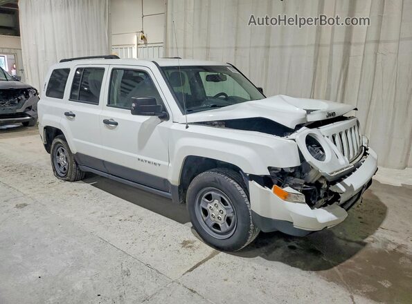 1C4NJPBA2GD636634 2016 JEEP PATRIOT White Przód prawy