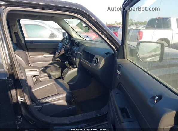 1C4NJPBA3GD788423 2016 JEEP PATRIOT Black Front interior view