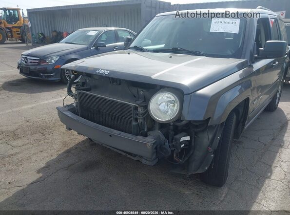 1C4NJPBA3HD136175 2017 JEEP PATRIOT Серый Вид спереди