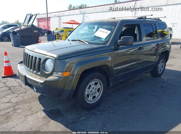 1C4NJPBA7GD527375 2016 JEEP PATRIOT Зеленый Передняя левая четверть