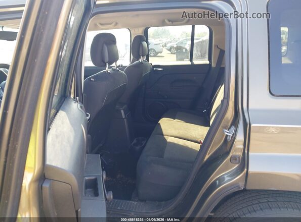 1C4NJPBA7GD527375 2016 JEEP PATRIOT Зеленый Вид наклейки с VIN-кодом