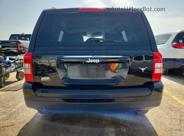 1C4NJPBA7GD575765 2016 JEEP PATRIOT Black Rear view