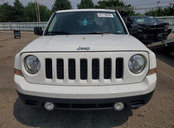 1C4NJPBA7GD753593 2016 JEEP PATRIOT White Widok z przodu