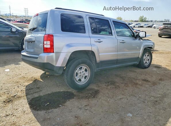 1C4NJPBA7HD140584 2017 JEEP PATRIOT Silver Задня права чверть