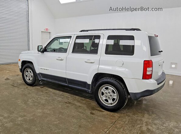 1C4NJPBA9GD609334 2016 JEEP PATRIOT Белый Задняя левая четверть