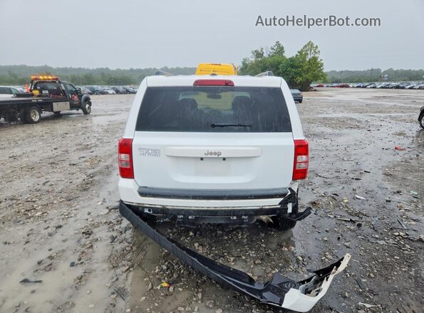 1C4NJPBA9GD811395 2016 JEEP PATRIOT Белый Вид сзади