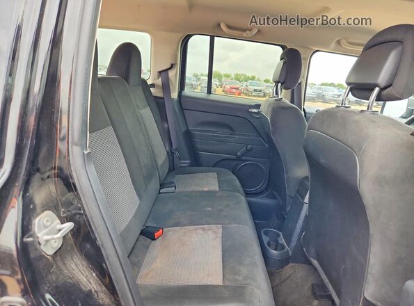 1C4NJPBA9HD156835 2017 JEEP PATRIOT Black Vista de los asientos traseros