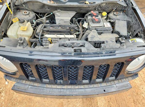 1C4NJPBA9HD156835 2017 JEEP PATRIOT Black Vista interior trasera