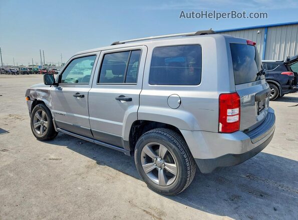 1C4NJPBAXHD161865 2017 JEEP PATRIOT Silver Trasero izquierdo