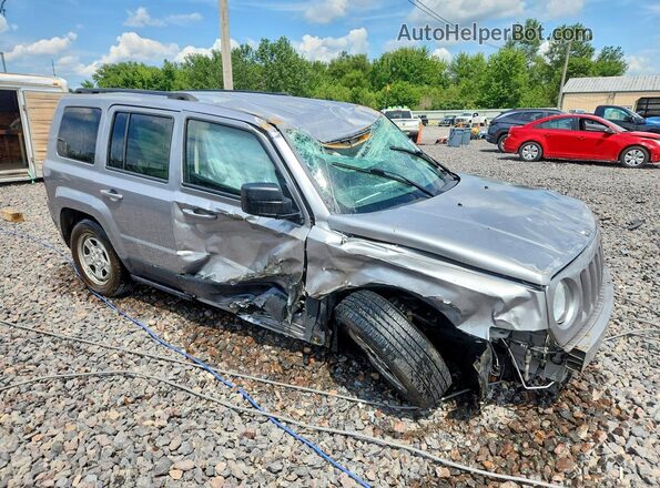 1C4NJPBB0GD527260 2016 JEEP PATRIOT Серебряный Передняя правая четверть