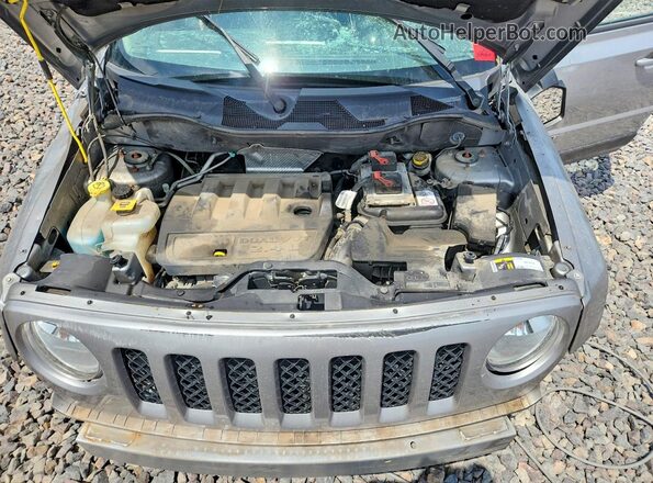 1C4NJPBB0GD527260 2016 JEEP PATRIOT Серебряный Вид подкапотного пространства