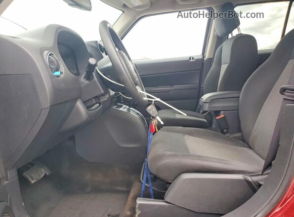 1C4NJPBB3GD699654 2016 JEEP PATRIOT Red Вид салону спереду
