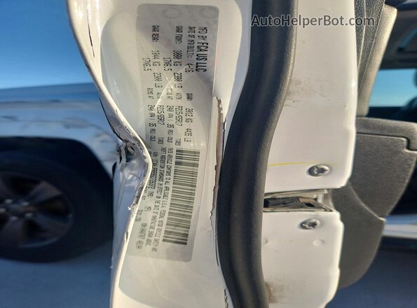 1C4NJPBB9GD726372 2016 JEEP PATRIOT White Widok wnętrza 360 stopni