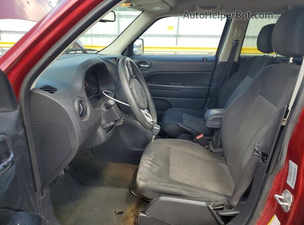 1C4NJPBB9GD763549 2016 JEEP PATRIOT Maroon Սալոնի դիմացի տեսք