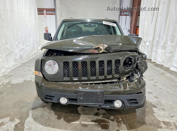 1C4NJPBBXGD776570 2016 JEEP PATRIOT Green Vista frontal