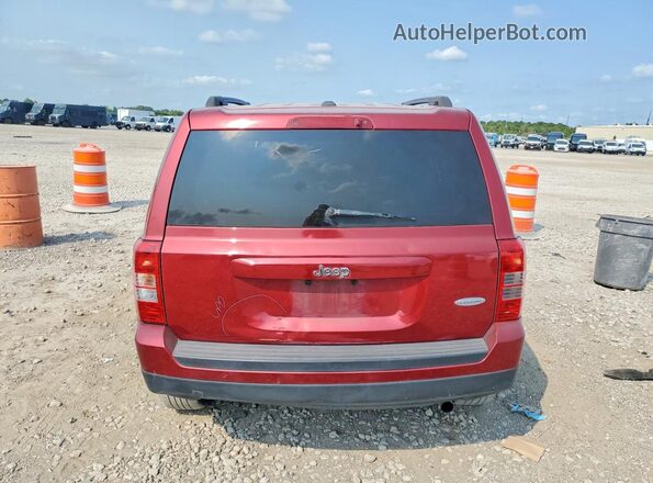1C4NJPFA2GD599353 2016 JEEP PATRIOT Red Rear view