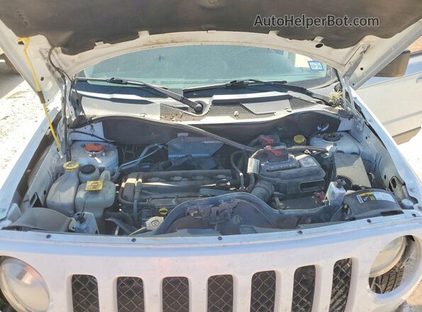 1C4NJPFA2HD102934 2017 JEEP PATRIOT Белый Вид подкапотного пространства