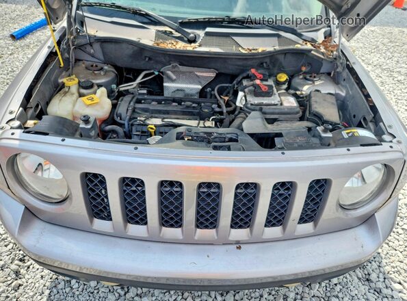 1C4NJPFA4GD582280 2016 JEEP PATRIOT Серебряный Вид подкапотного пространства
