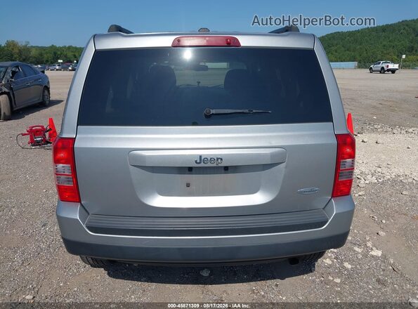1C4NJPFA4HD148684 2017 JEEP PATRIOT Silver 