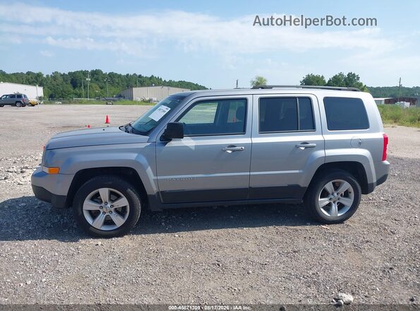 1C4NJPFA4HD148684 2017 JEEP PATRIOT Silver Սալոնի 360 աստիճան տեսք